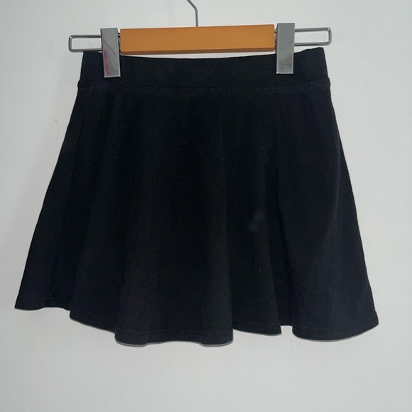 Childrens Place Skort - Picture 3 of 3
